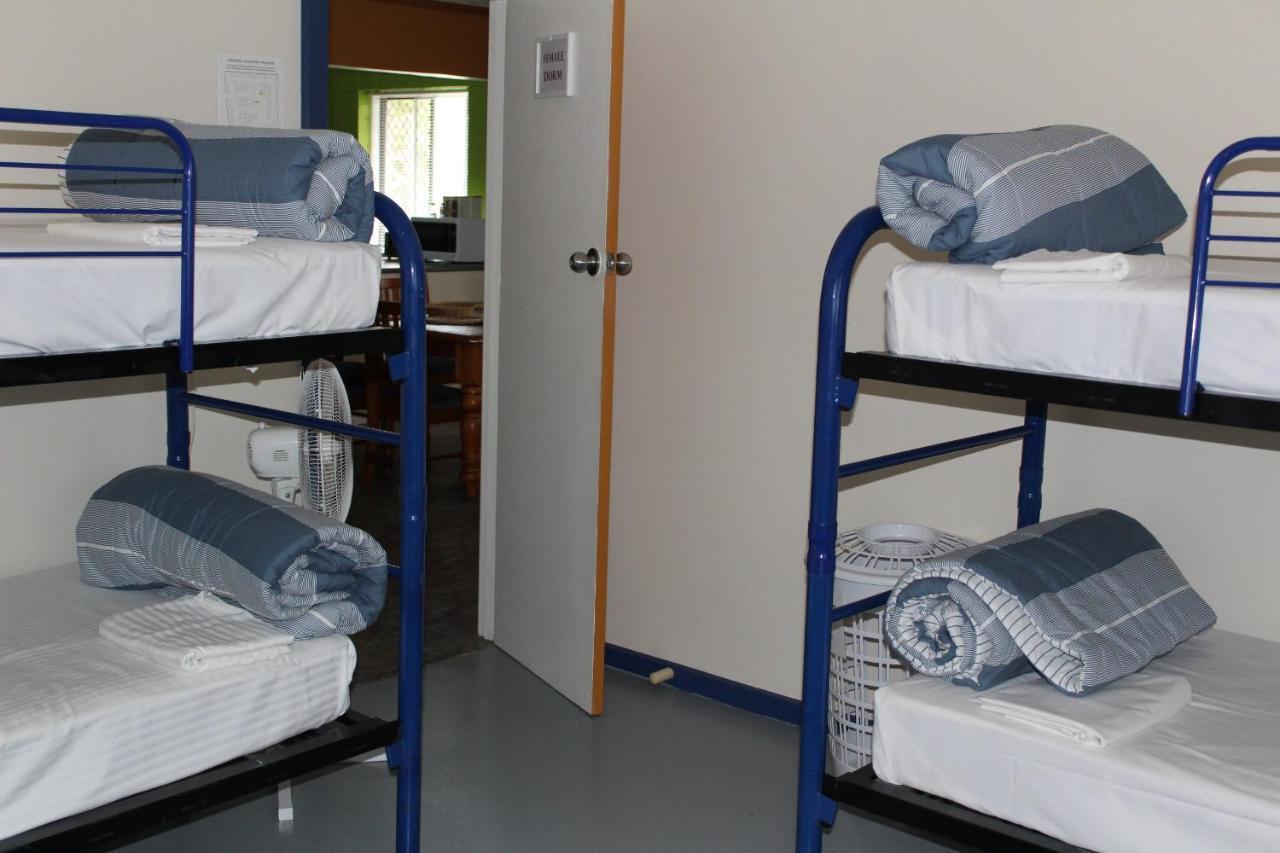 Batemans Bay Holiday Park & Hostel Екстер'єр фото