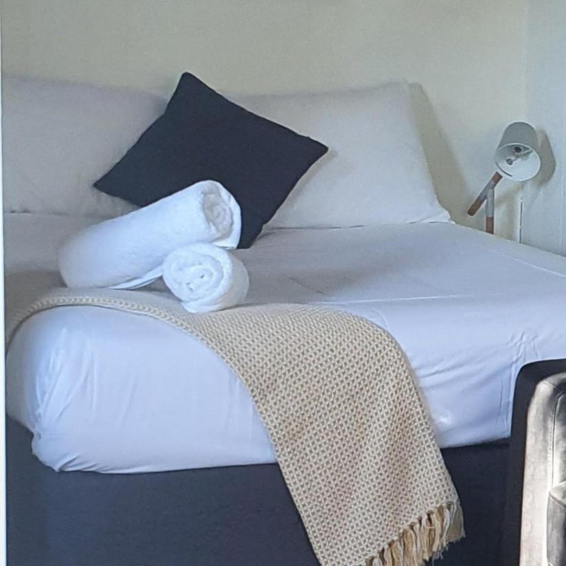 Batemans Bay Holiday Park & Hostel Екстер'єр фото
