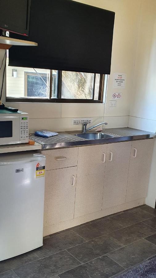 Batemans Bay Holiday Park & Hostel Екстер'єр фото