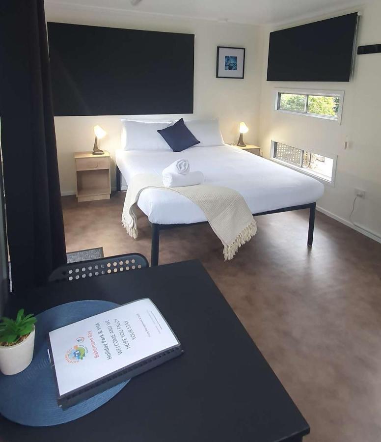 Batemans Bay Holiday Park & Hostel Екстер'єр фото