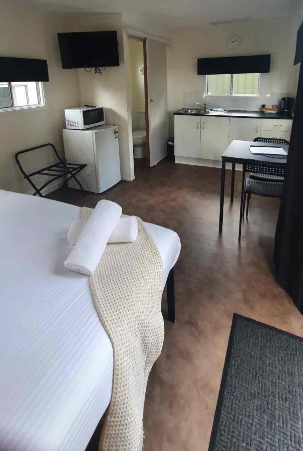 Batemans Bay Holiday Park & Hostel Екстер'єр фото