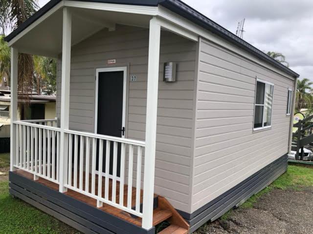Batemans Bay Holiday Park & Hostel Екстер'єр фото