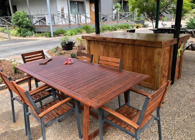 Batemans Bay Holiday Park & Hostel Екстер'єр фото