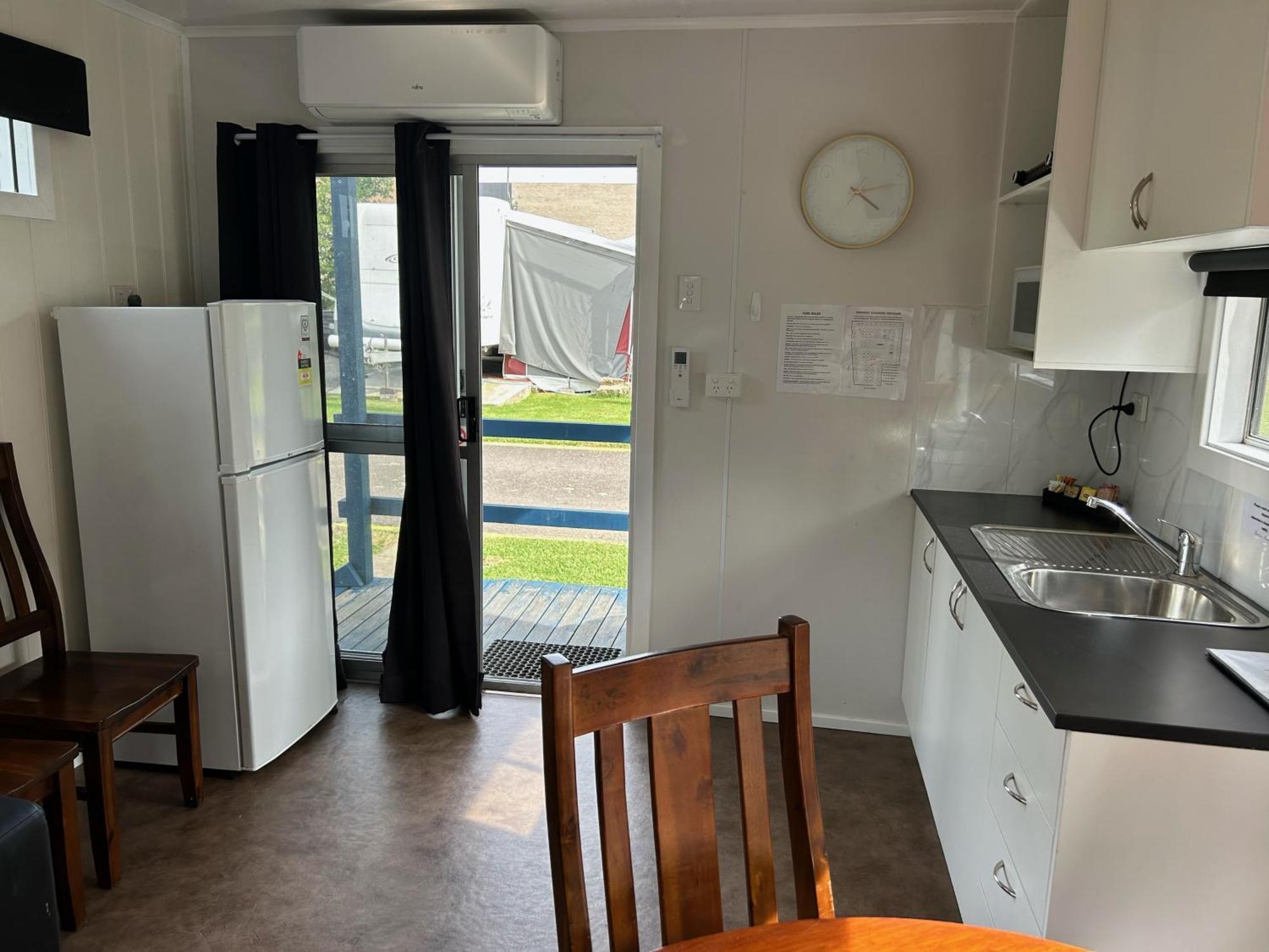 Batemans Bay Holiday Park & Hostel Екстер'єр фото