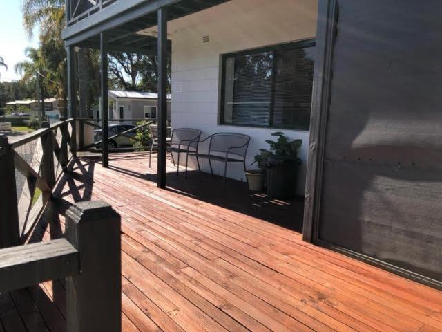 Batemans Bay Holiday Park & Hostel Екстер'єр фото