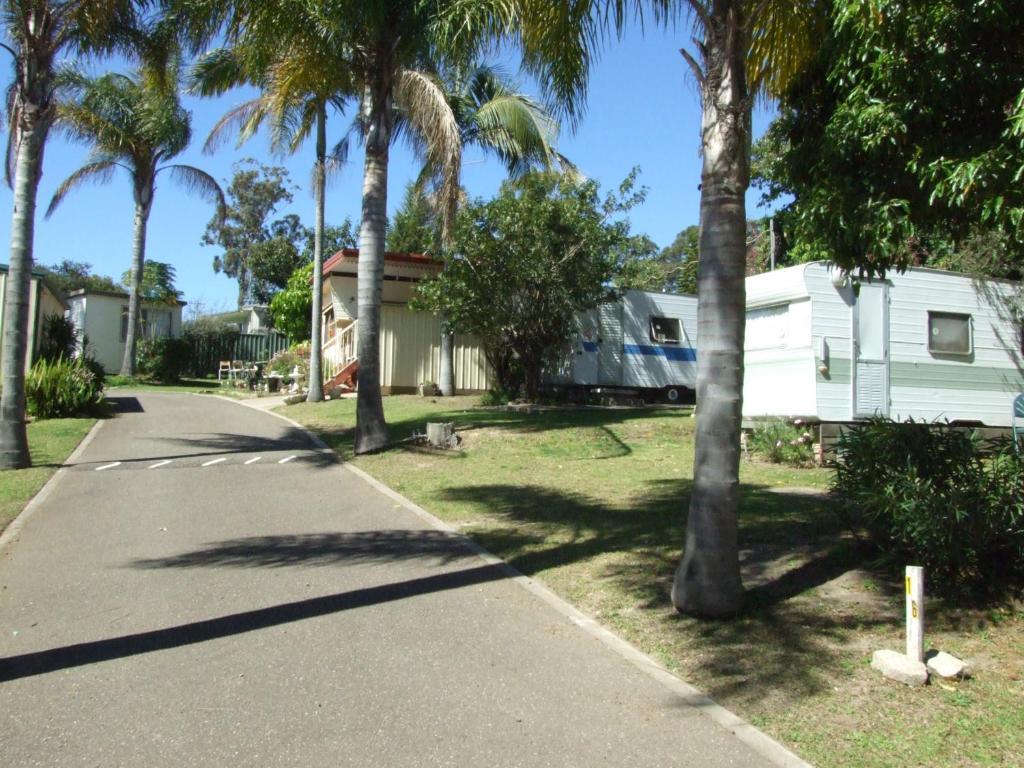 Batemans Bay Holiday Park & Hostel Екстер'єр фото